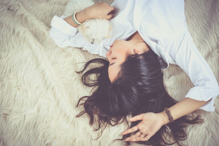 旦那が浮気する夢は妊娠中ほど頻繁に見る リアルに泣く夢の意味や正夢回避法は アリオ冨谷