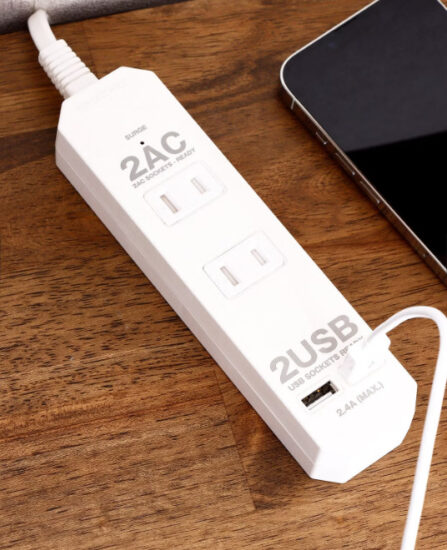 スリーコインズ,コンセント,USB,便利